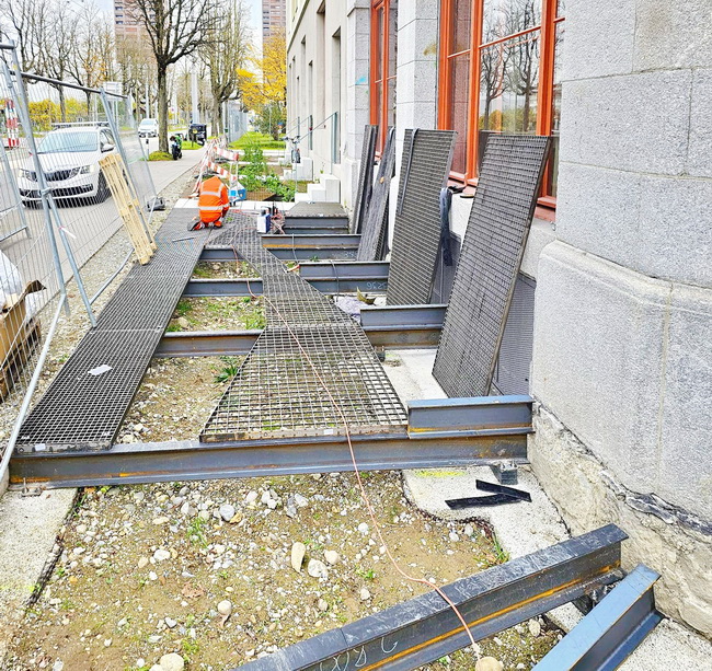 begehbare gruenflaechen gitterroste haus eber 18